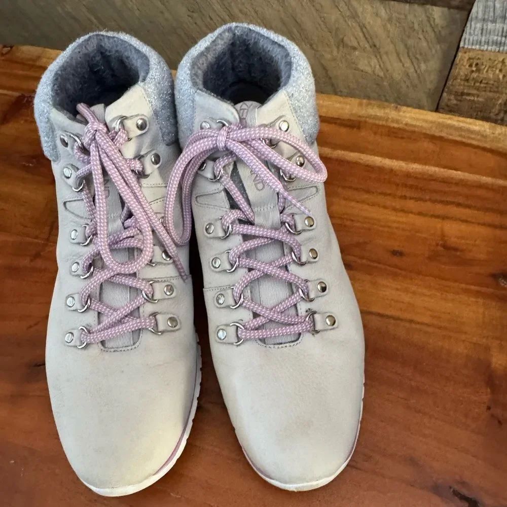 Cole Haan ZerøGrand Hiker Leather, Wool Collar Size 10.5 Lt Gray wateroroof